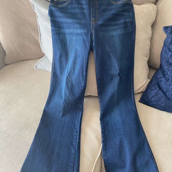 Women's Dark Blue Spanx Shape Jeans Like New - Picture 2 of 5